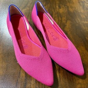 NWT Rothy’s “The Point”- Dragonfruit